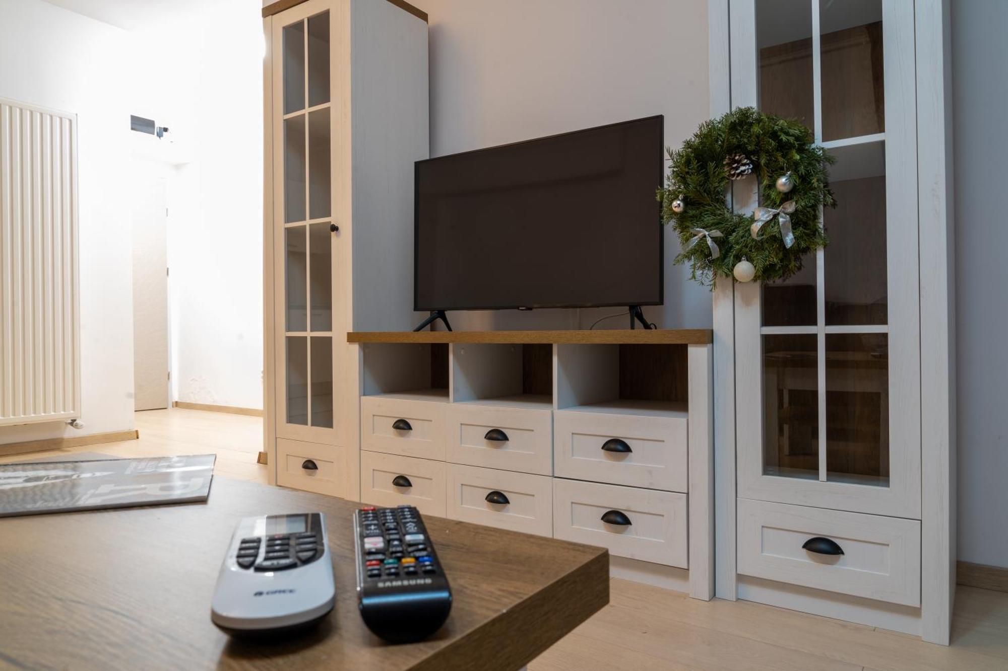 Insta-Worthy 1Br Apartment W Underground Parking Apartament