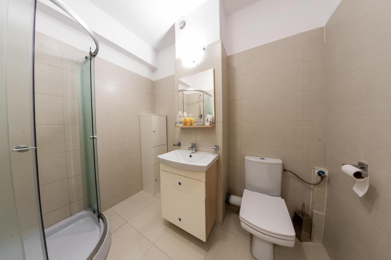 Insta-Worthy 1Br Apartment W Underground Parking Bucureşti